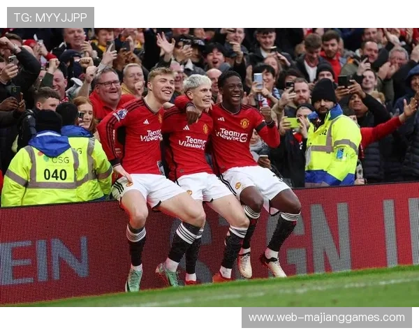 英超俱乐部社区活动，阿森纳举办青少年足球训练营