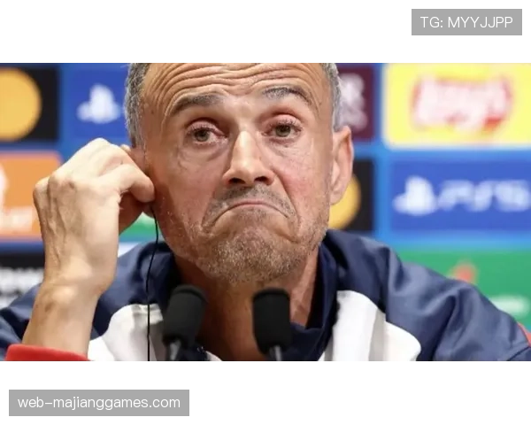 巴黎圣日耳曼官方否认关于主帅恩里克赛季末离任的传闻 巴黎圣日耳曼官方否认关于主帅恩里克赛季末离任的传闻